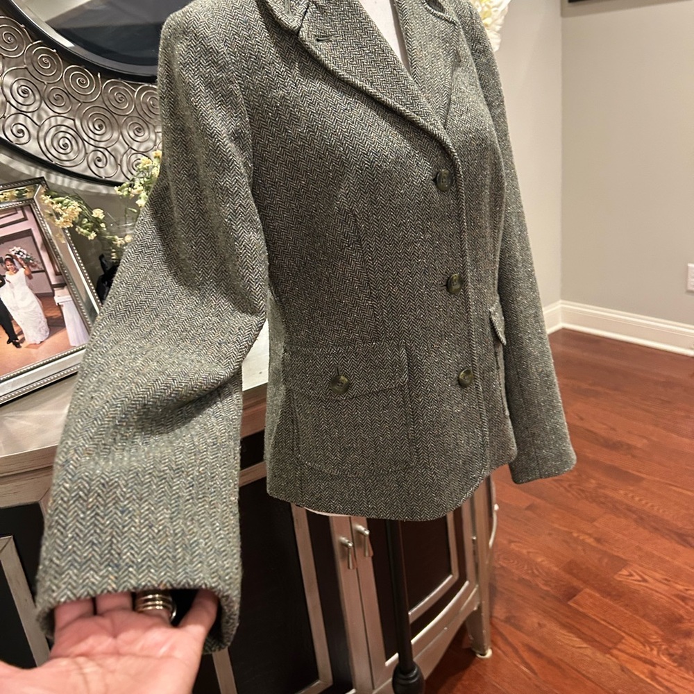 L.L. Bean Women's Gray Herringbone Wool and silk Blend Blazer - Picture 5 of 8